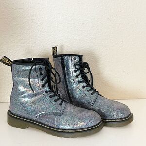 Dr. Martens Delaney Iridescent Crackle Lace Up Side Zip Combat Boot Women’s 7.5